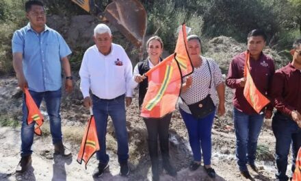 Arranca la construcción de la red de drenaje sanitario en la calle Constitución de San Mateo 1ª Sección, Tepeji del Río.