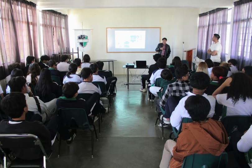 𝗖𝗼𝗻𝗳𝗲𝗿𝗲𝗻𝗰𝗶𝗮 “𝗗𝘂𝗲𝗹𝗼 𝗲𝗻 𝗮𝗱𝗼𝗹𝗲𝘀𝗰𝗲𝗻𝘁𝗲𝘀” 𝗲𝗻 𝗹𝗮 𝗣𝗿𝗲𝗽𝗮𝗿𝗮𝘁𝗼𝗿𝗶𝗮 𝗱𝗲 𝗔𝘁𝗼𝘁𝗼𝗻𝗶𝗹𝗰𝗼 𝗱𝗲 𝗧𝘂𝗹𝗮