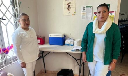 Cuida tu salud, acude hoy a la presidencia de Atotonilco y vacúnate