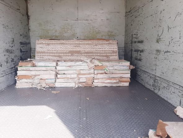 Entregan loseta para el comedor escolar de la Escuela Primaria Francisco Villa en Tepeji del Río