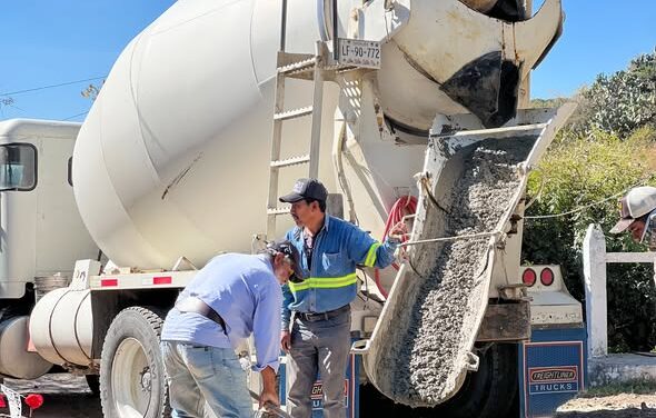 Tepeji del Río fortalece la infraestructura vial en las comunidades