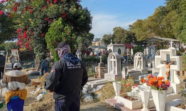 PC Tepeji reaiza operativos de seguridad en los panteones del municipio
