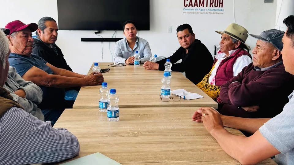 Comisión de Agua de Tepeji atiende solicitudes de vecinos de San Ildefonso