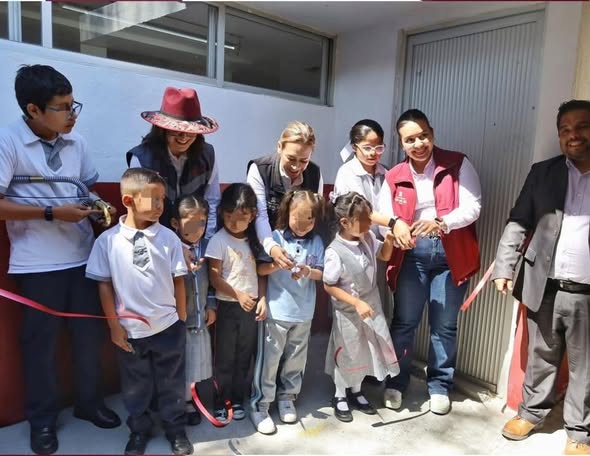 Realizaron trabajos de rehabilitación de sanitarios en la Escuela Primaria Lauro Aguirre en Tepeji