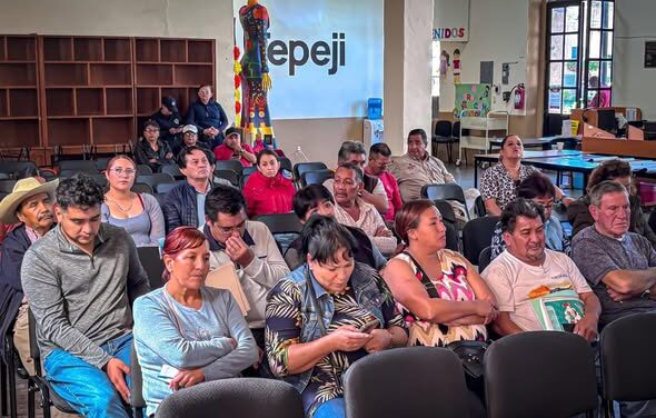 Imparten taller sobre 𝐜𝐢𝐛𝐞𝐫𝐬𝐞𝐠𝐮𝐫𝐢𝐝𝐚𝐝 a delegados de Tepeji del Río