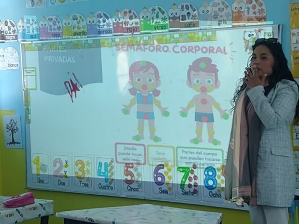 En Atotonilco de Tula fortalecen el acompañamiento a las familias con el taller “𝘾𝙧𝙚𝙘𝙞𝙚𝙣𝙙𝙤 𝙅𝙪𝙣𝙩𝙤𝙨: 𝙎𝙚𝙭𝙪𝙖𝙡𝙞𝙙𝙖𝙙 𝙄𝙣𝙛𝙖𝙣𝙩𝙞𝙡”