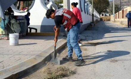 Realizan faena de limpieza y restauración en oficinas de la delegación de San Buenaventura
