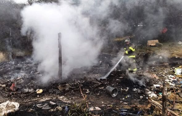 Bomberos Tula atienden incendio de basura en Cruz Azul