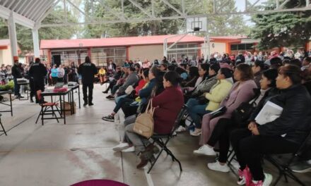 Imparten taller “Estilos de crianza libres de violencia” a madres de familia de la Técnica 54 de Tepeji