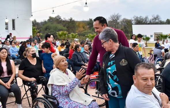 Gobierno de Tula de Allende y DIF Municipal reciben donación de sillas de ruedas