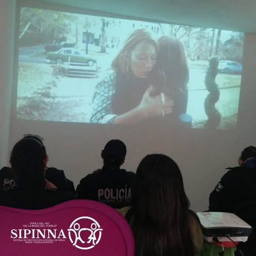 SIPINNA Tepeji llevó a cabo la proyección del cine-foro: “Rompiendo el círculo”, dirigido a servidoras públicas del municipio