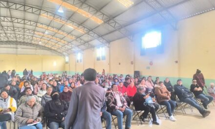 Imparten conferencia «Delitos digitales y uso de redes sociales» en Atotonilco de Tula