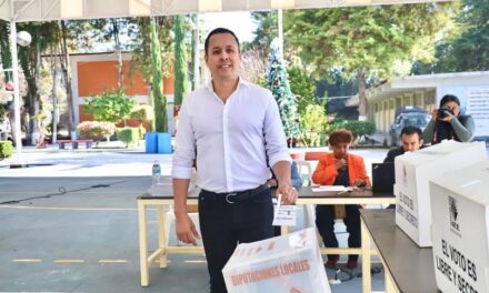 Cristhian Martínez participa en la consulta de participación ciudadana