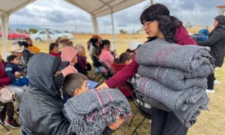 Gobierno de Tepeji entrega apoyos de la Jornada Contra en Frío en San José Piedra Gorda y San Ignacio Nopala
