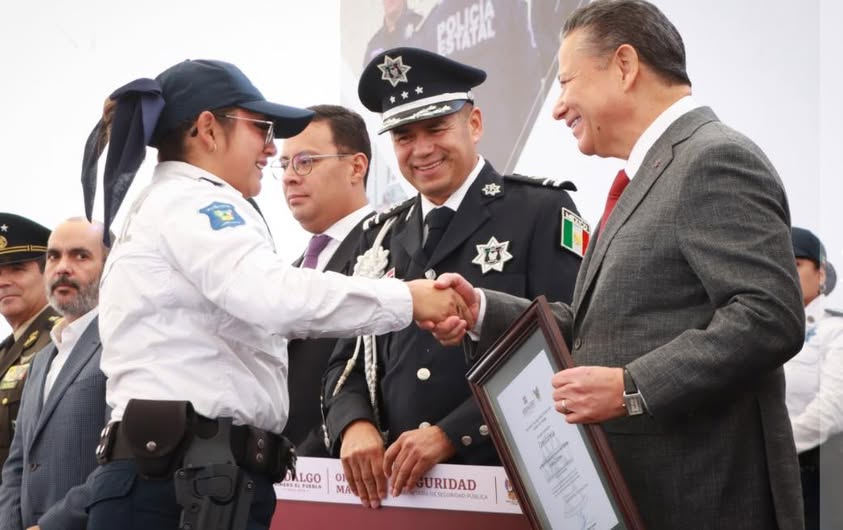 Julio Menchaca reconoce a cuerpos policíacos