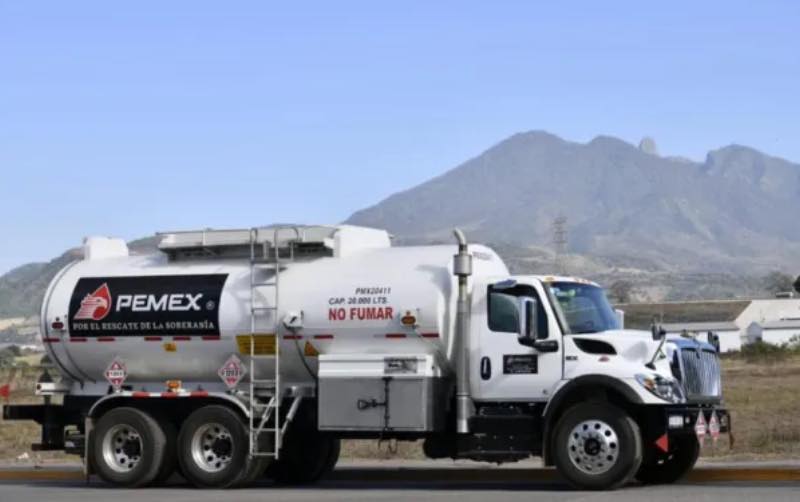 Vecinos de Santa Ana Azcapotzaltongo reportan movilización de personal de Pemex