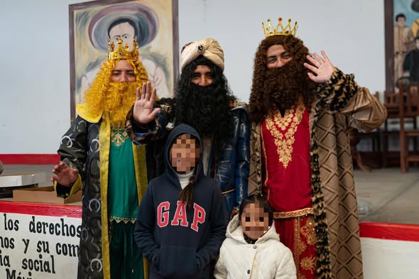 Partida de Rosca de Reyes en la Comunidad de Santa María Magdalena