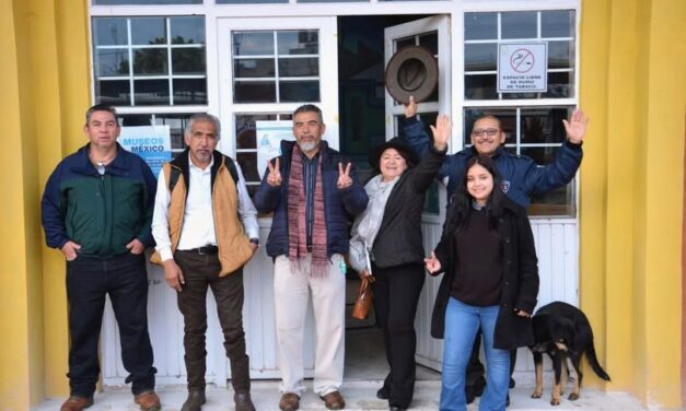 Se llevó a cabo una tertulia cultural en el Museo Atotonilli