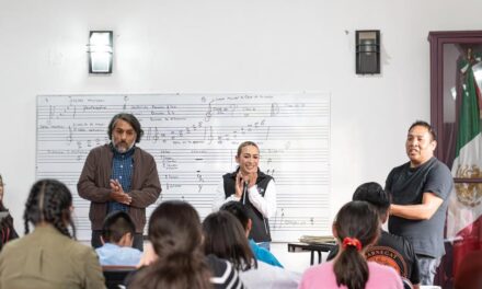Tania Valdez visita al Centro Cultural Jaime Mejía Servín