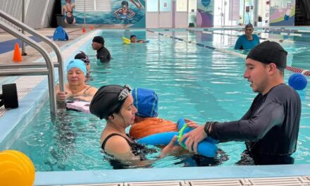 Continúan las sesiones de hidroterapia en la UBR Tepeji