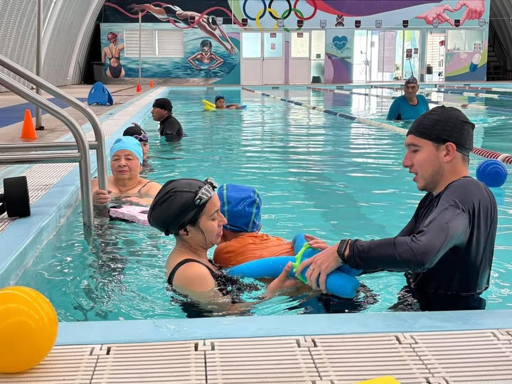 Continúan las sesiones de hidroterapia en la UBR Tepeji