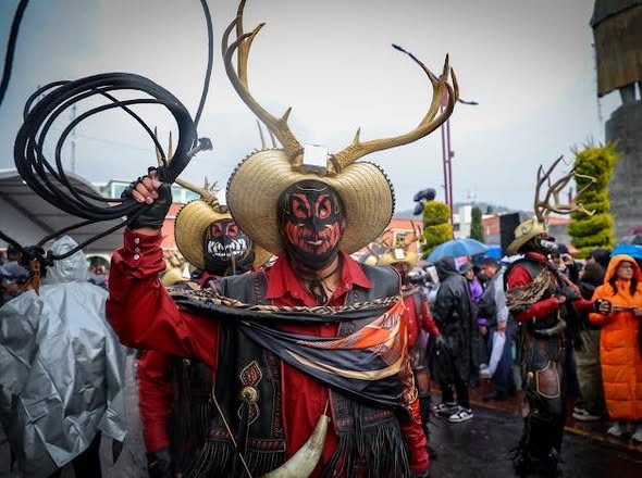 Hidalgo invita a vivir sus tradiciones con el Desfile de Carnavales en Pachuca 2026