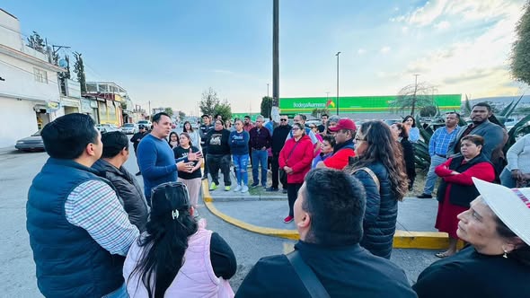 Alcalde de Tula se reúne con vecinos de la UHP