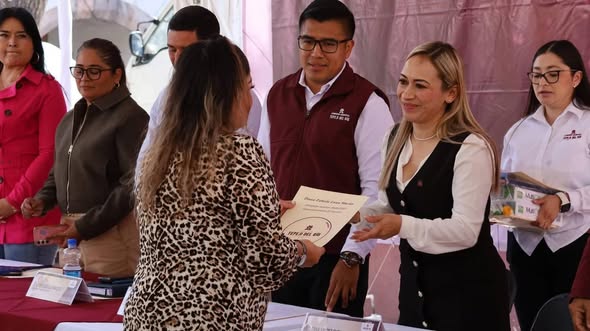 Rinden protesta nuevas autoridades auxiliares de Tepeji del Río