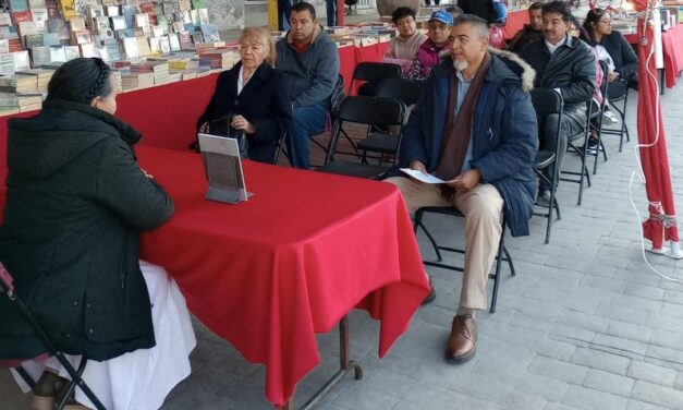 Presentan obra «𝑬𝒍 𝑪𝒂𝒎𝒊𝒏𝒐 𝑹𝒆𝒂𝒍 𝒅𝒆 𝑻𝒊𝒆𝒓𝒓𝒂 𝑨𝒅𝒆𝒏𝒕𝒓𝒐 𝒆𝒏 𝒍𝒂 𝒓𝒆𝒈𝒊𝒐́𝒏 𝒐𝒕𝒐𝒎𝒊́» en la Feria del Libro de Atotonilco de Tula