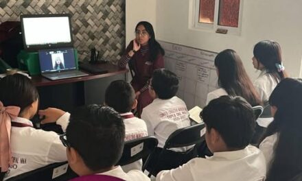 Consejo Consultivo de Niñas, Niños y Adolescentes de Tepeji particiapan en la conferencia “¿Qué onda con mi vida?”