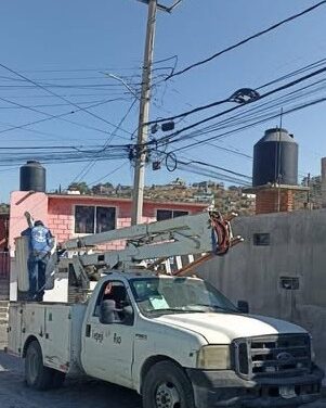 Reemplazan 6 luminarias y reparan 51 más en San Mateo y Lomas de la Cantera