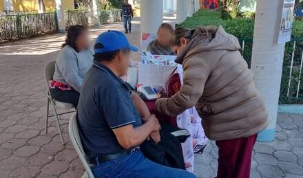 Continúan acciones de prevención y cuidado de la salud en comunidades de Atotonilco de Tula