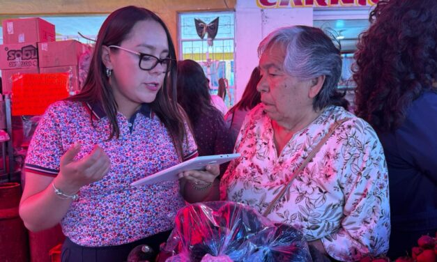 Yocelyn Tovar encabeza consulta ciudadana en las calles de la cabecera municipal