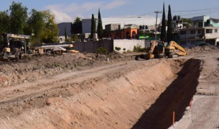 Suspenden trabajos de revestimiento del canal Viejo Requena por falta de pago