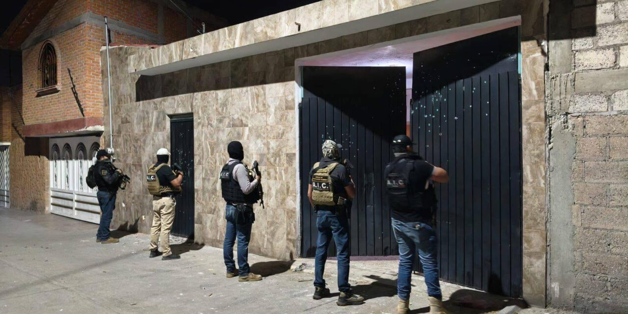 Tres personas sin vida y dos detenidas durante tiroteo en Tula de Allende