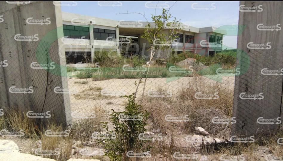 Obra de primaria en Bóvedas sigue detenida pese a inversión estatal de más de 13 millones de pesos