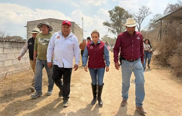 Acondicionan camino ejidal en Tepeji del Río