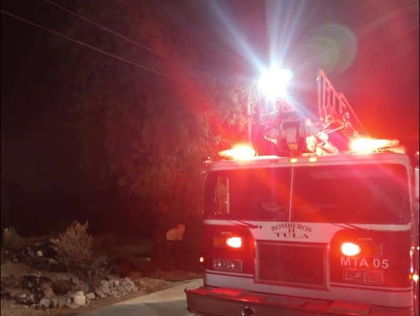 Cocluyen labores para sofocar incendio en El Llano