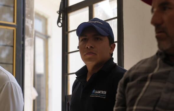 Titular de CAAMTROH atiende solicitudes de vecinos de San Mateo y Lomas de la Cantera