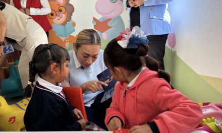 Rehabilitan biblioteca escolar del Jardín de Niños Nigromante en Tepeji