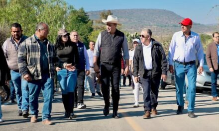 Cristhian Martínez recorre obra en Xitejé de Zapata y fortalece vínculos con las comunidades