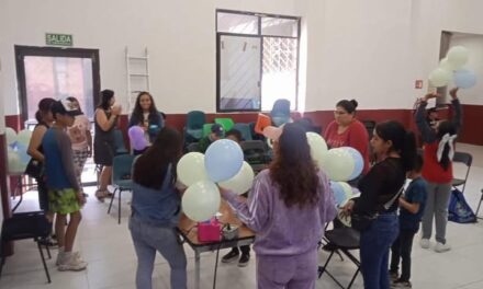 Se llevó a cabo un curso de globoflexia en Tepeji del Río