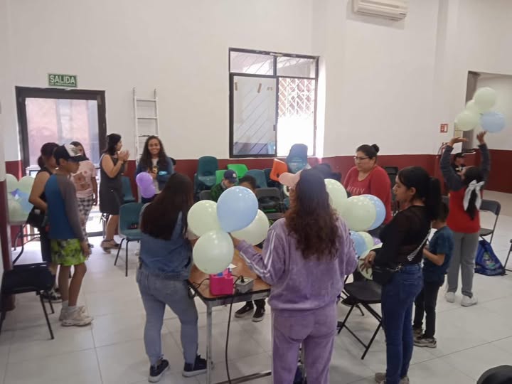 Se llevó a cabo un curso de globoflexia en Tepeji del Río