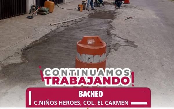 CAAMTROH inicia trabajos de bacheo en la calle Niños Héroes de la colonia El Carmen
