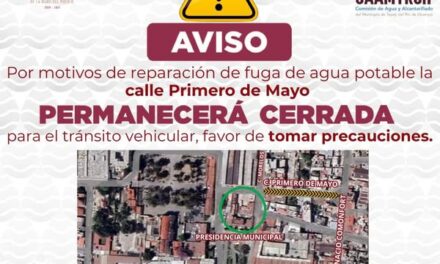 Realizan trabajos de reparación de fuga de agua potable en la zona centro de Tepeji del Río