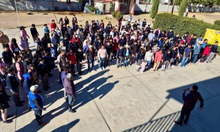 Líderes Toltecas llegan al COBAEH de Santa María Macua