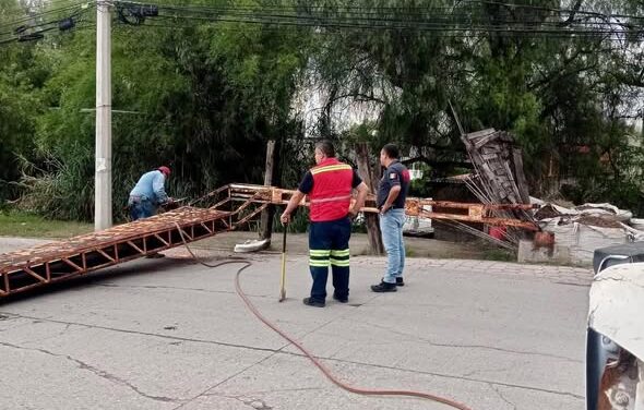 Retiran estructura metálica para salvaguardar a la población tulense