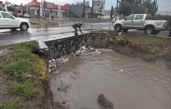 Monitorean y dan atención a los distintos drenes pluviales de la Zona Metropolitana de Pachuca