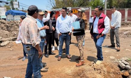 Autoridades municipales recorren la localidad de Tianguistengo en Tepeji del Río
