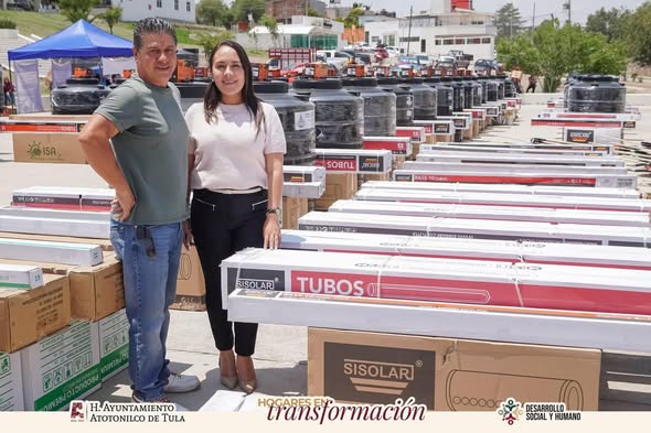 Yocelyn Tovar encabeza entrega del programa Hogares en Transformación